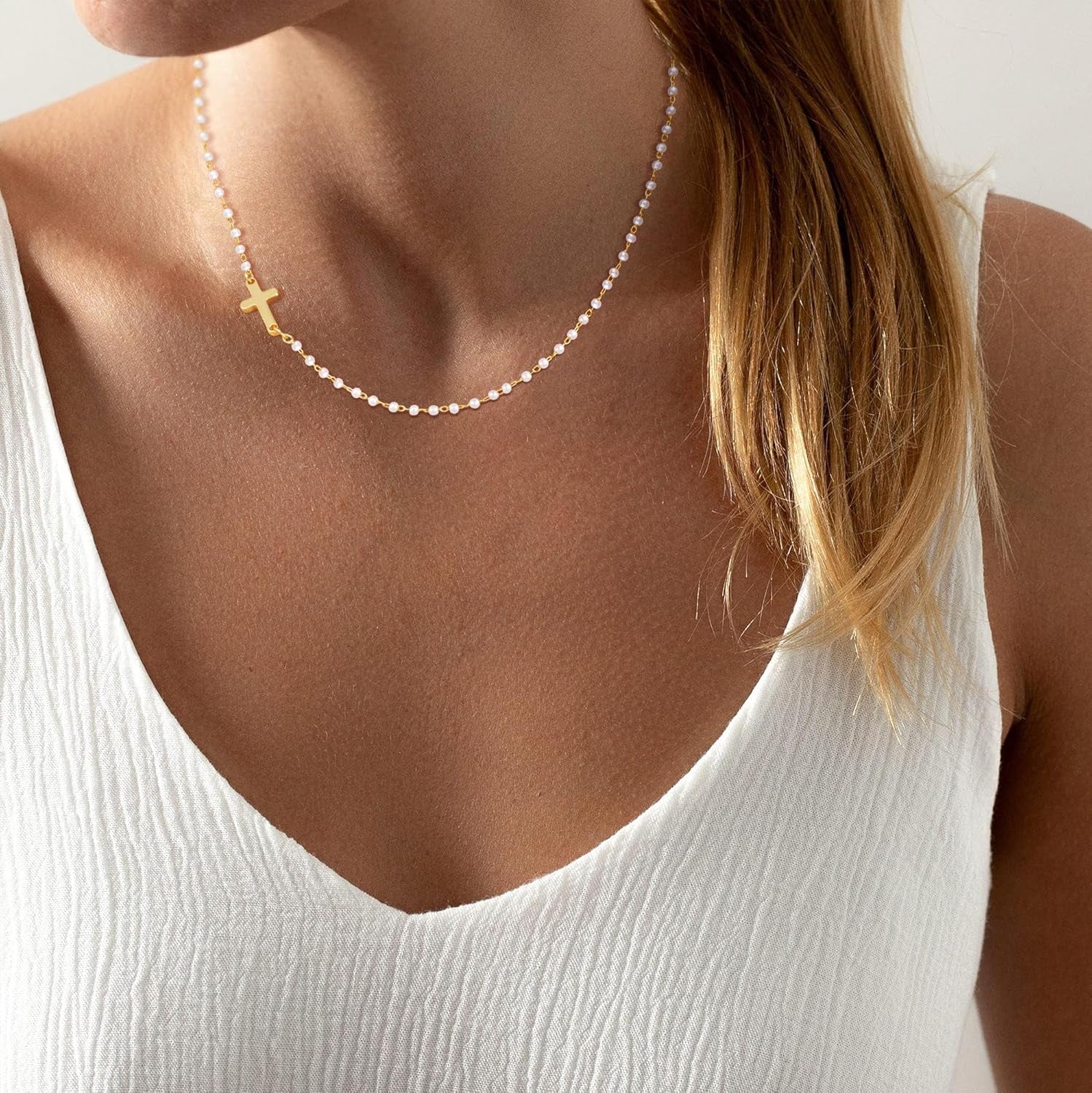 Cross Necklace for Women, 14K Gold Plated Cross Pendant Necklace Dainty Cross Ch